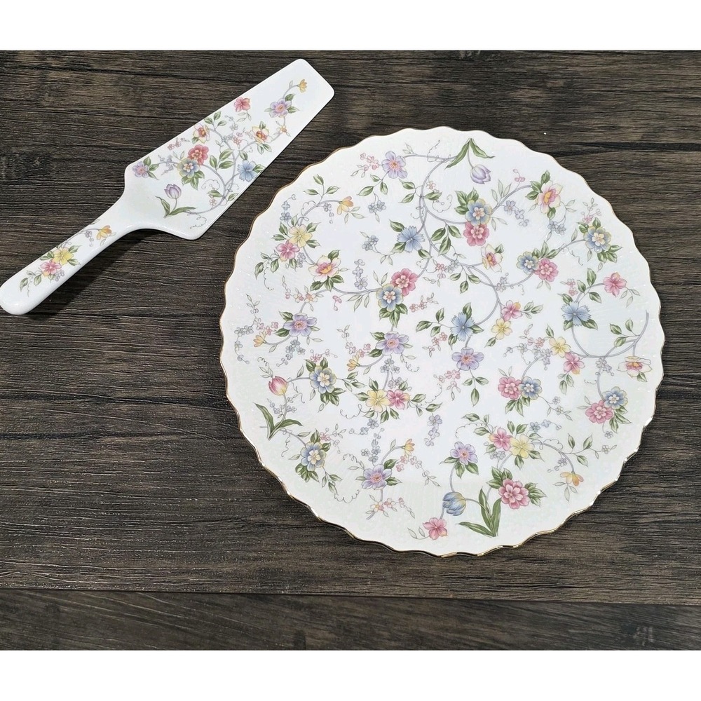 Vintage Ceramic‎ Corona Fine China Gold Rimmed Floral Pattern Plate With Spatula